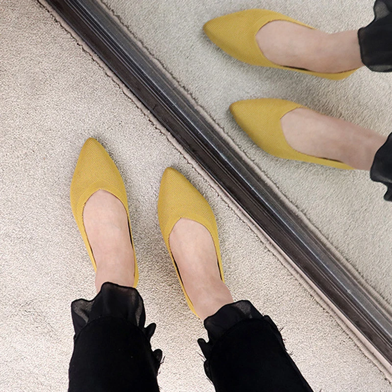 Женские мягкие вязаные эластичные балетки на плоской подошве с острым носком