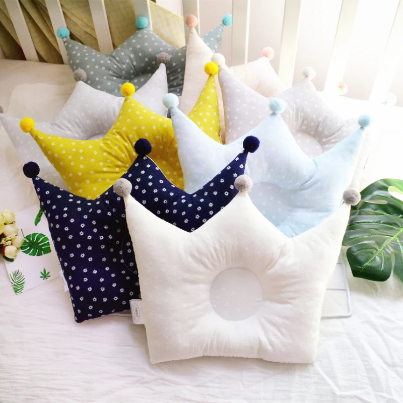 Подушка в горошек для коррекции фигуры новорожденных детская декоративная