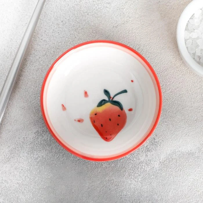 Кувшин для соуса "Клубника в саду" 120 мл Кухонное оборудование Кувшины для соуса Столовая посуда Бар для дома и сада.