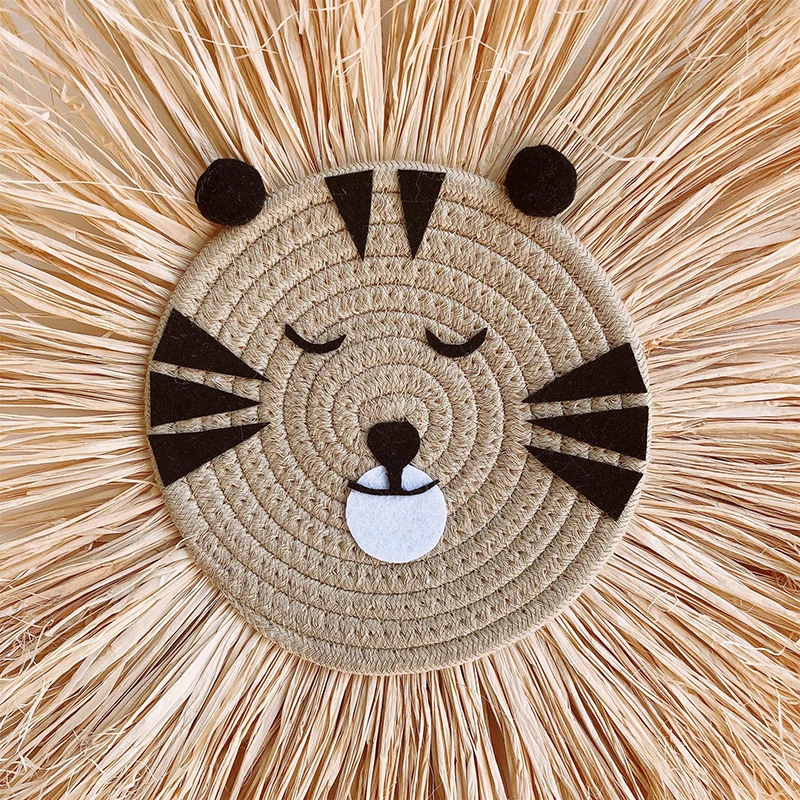 

Cotton Thread Weaving Animal Head Ornament Hand woven Cartoon Lion Hanging Decorations Children room Wall Hanging