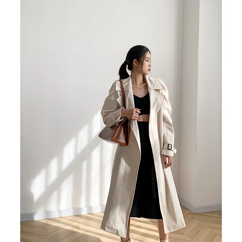 

Spring 2021 Woman Green Long Trench Coat British Style Vintage Puff Sleeve Long Dust Coat Elegant Waist Bandage Windbreaker