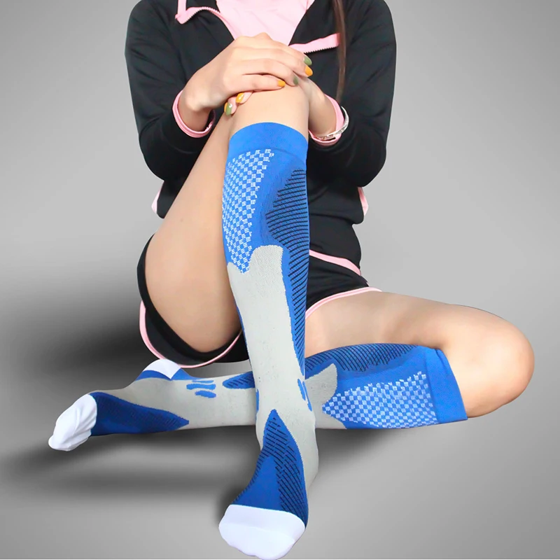 

Unisex Compression Mid-Calf Socks Outdoor Sports Football Socks Absorbs Sweat Thigh Tube Elite Stockings for Kids Fitness Socks