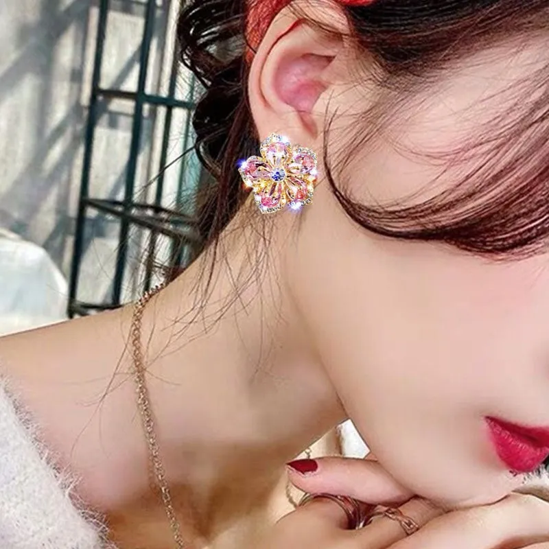 

Korean Light Luxury Crystal Peach Blossom Earrings Women's Small Flower Earrings 2021 New Fashion Temperament Sweet Silver Needl