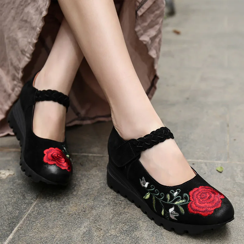 

VALLU Spring 2020 hand-brushed heightened embroidery wild round head comfortable outdoor leisure