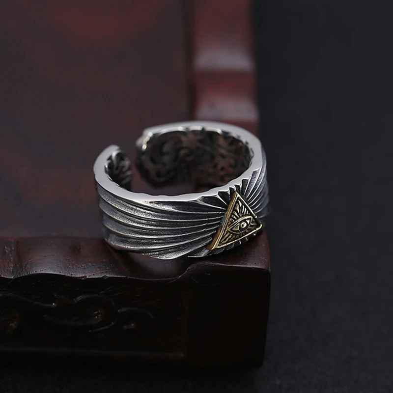 

Fashionable Delicate Golden Myth Egypt Horus Eye Rings For Men Vintage Handmade Adjustable Jewelry Accessories Wholesale