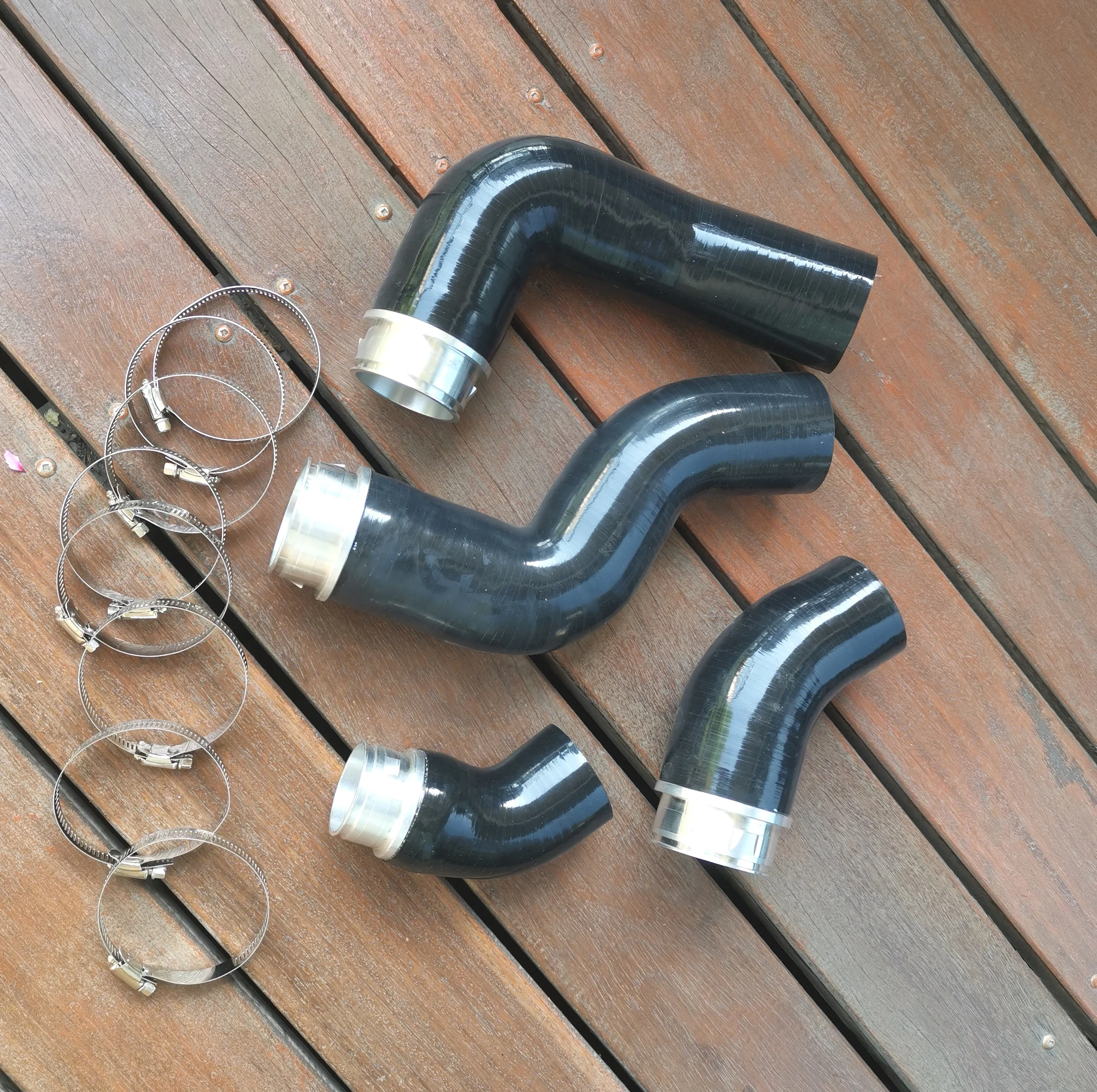 

intercooler silicon hose kits for vw mk5 mk6 golf gti ea888 gen2 audi tt A3 tts