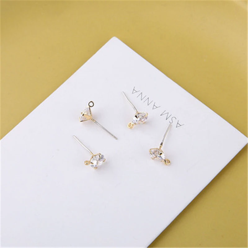 

4pcs Preserving Color 18k Gold Zircon Crystal Fishtail Love Small Daisy Stud Earrings Women Jewelry Earrings Necklace Material