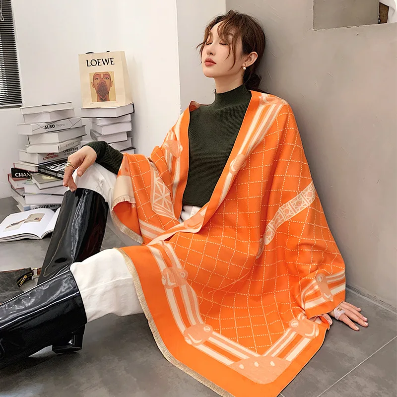 

2020 Popular in autumn keep warm tassels Scarf New winter lattice Print wool Beach towel Women's fashion thick cashmere Shawls