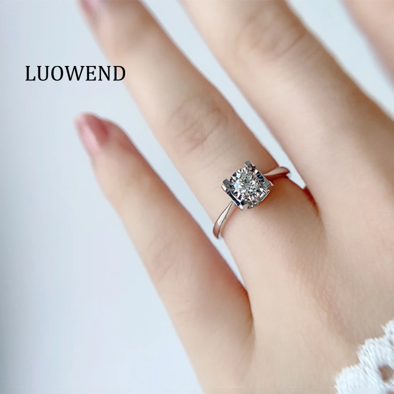 

LUOWEND 18K White Gold (AU750) Engagement Ring Trendy Gold Diamond Rings Elegant High Quality for Women Wedding Eternity Ring