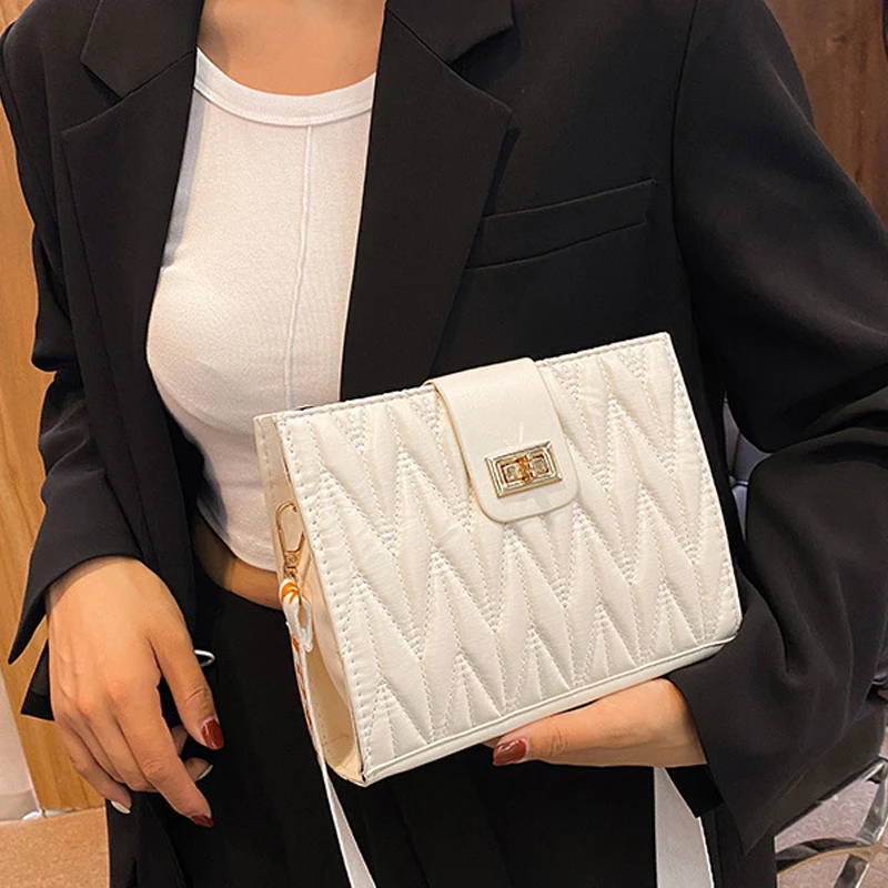 Женская модная белая сумка через плечо из искусственной кожи с резьбовым