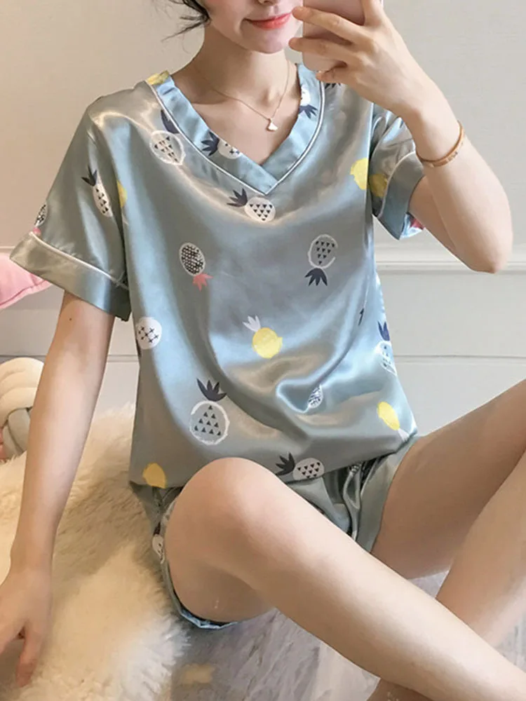 

Summer Women Pajamas Set Sleepwear Suit Short-sleeve V-neck Tops Shorts Home Wear Clothes Comfortable Cute Two-piece Pajama Set