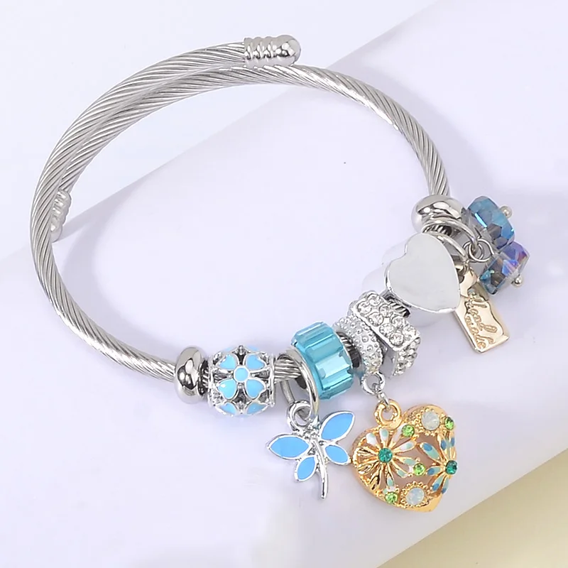 

Stainless Steel Cuff Bracelets For Women Gold Love Heart Daisy Flower Dragonfly Charm Bangle Jewelry Femme Friends Gifts 2019