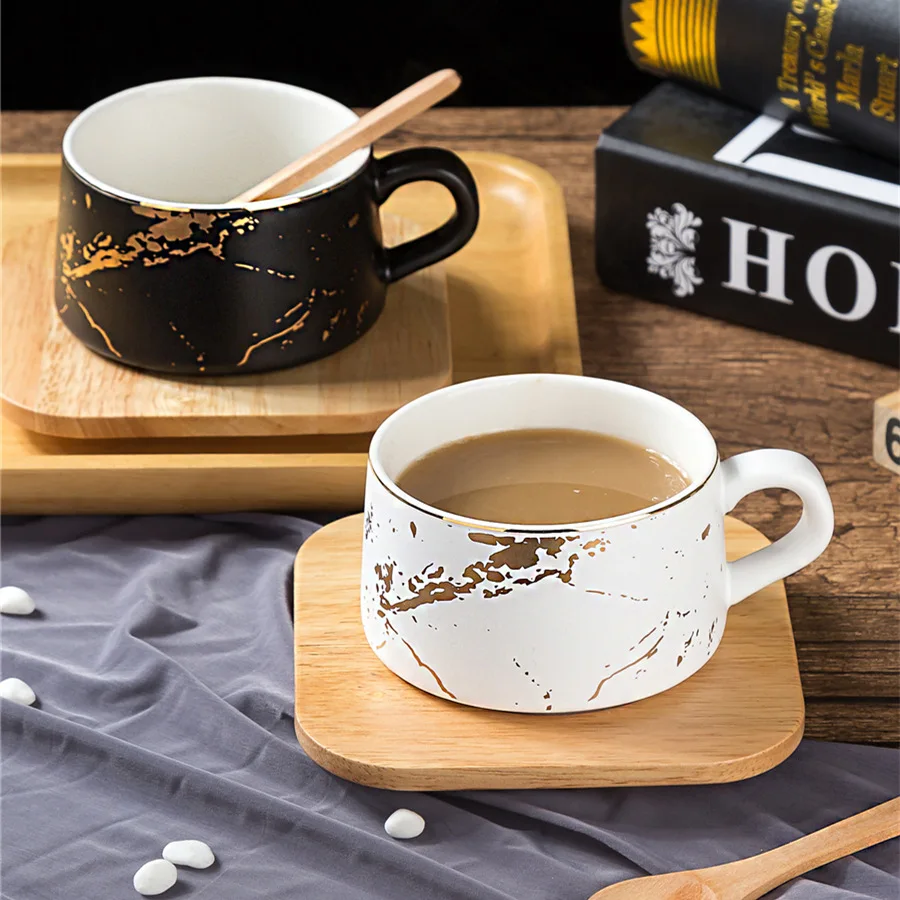 

Nordic round mouth gold marble pattern cup coffee cup European ceramic cup with wooden spoon wooden mat