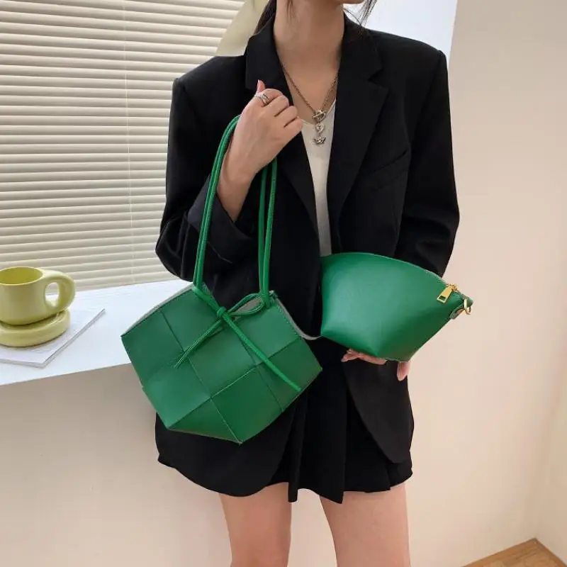 

2 Pds/set High Capacity Weave Design Pu Leather Totes For Women 2021 Branded Fashion Crossbody Shoulder Handbags And Purses