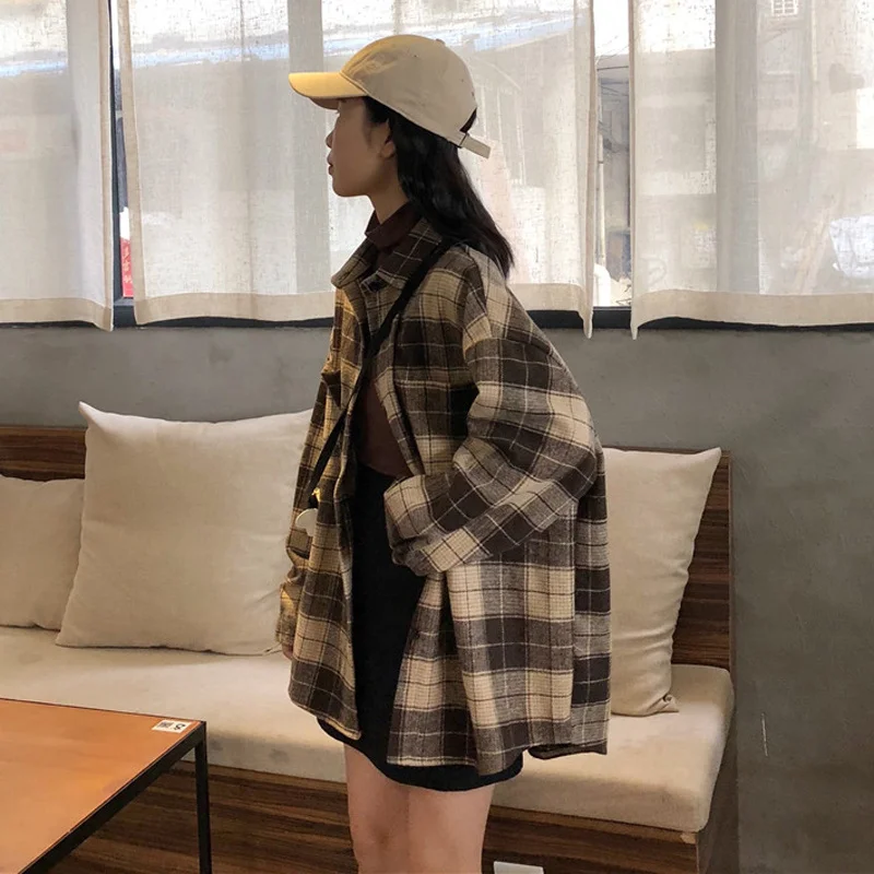 

Classic Plaid Shirt for Women Spring and Autumn Korean Style Fashionable Long Sleeve Loose Outer Wear 18-24 Years Old Shirt Coat