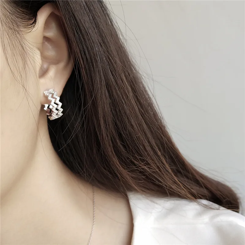 RUIYI 925 Sterling Silver Women Super Mini Wedding Earrings Fashion Girls Wavy Pattern Design AAA Zircon Setting Stud | Украшения и