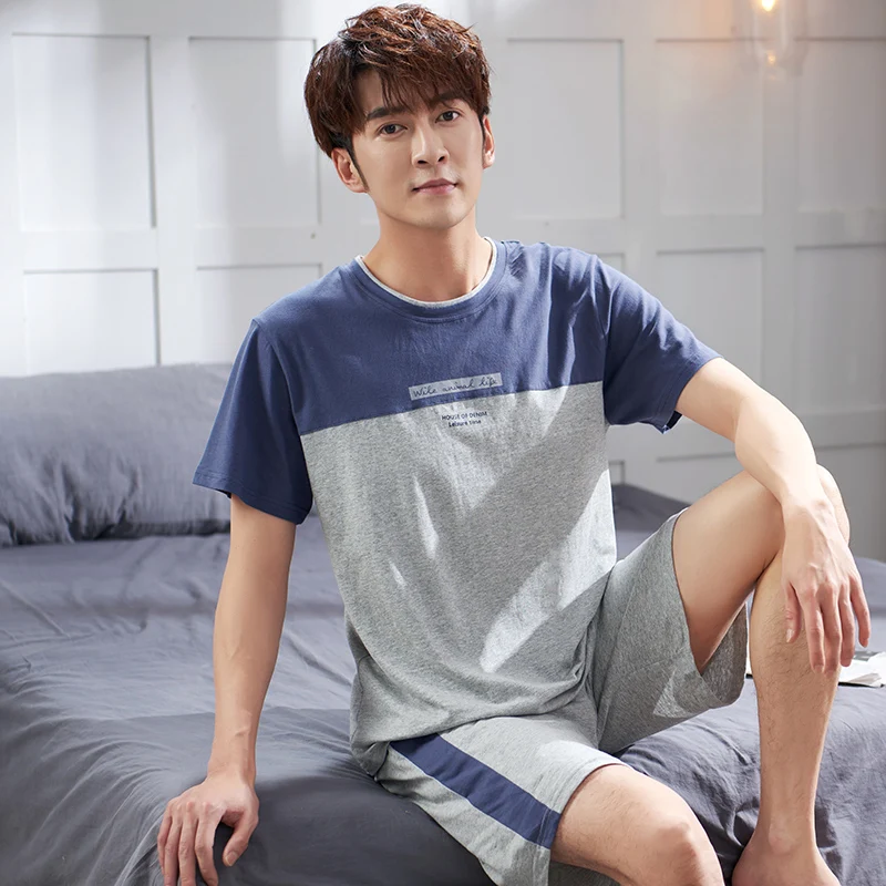 Комплект пижамный мужской из 100% хлопка с коротким рукавом и круглым вырезом |