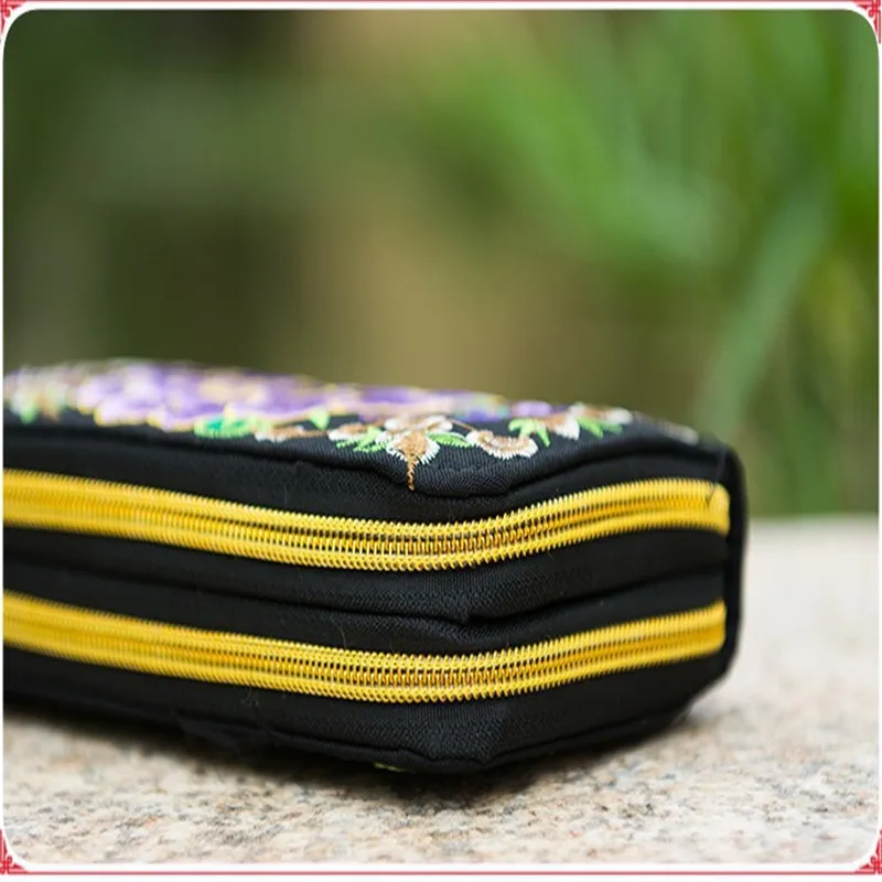 

New Flower Embroidered Wallet Purse Handmade Ethnic Flowers Embroidery Women Long Wallet HandBag,Women Clutch Make Up Kit