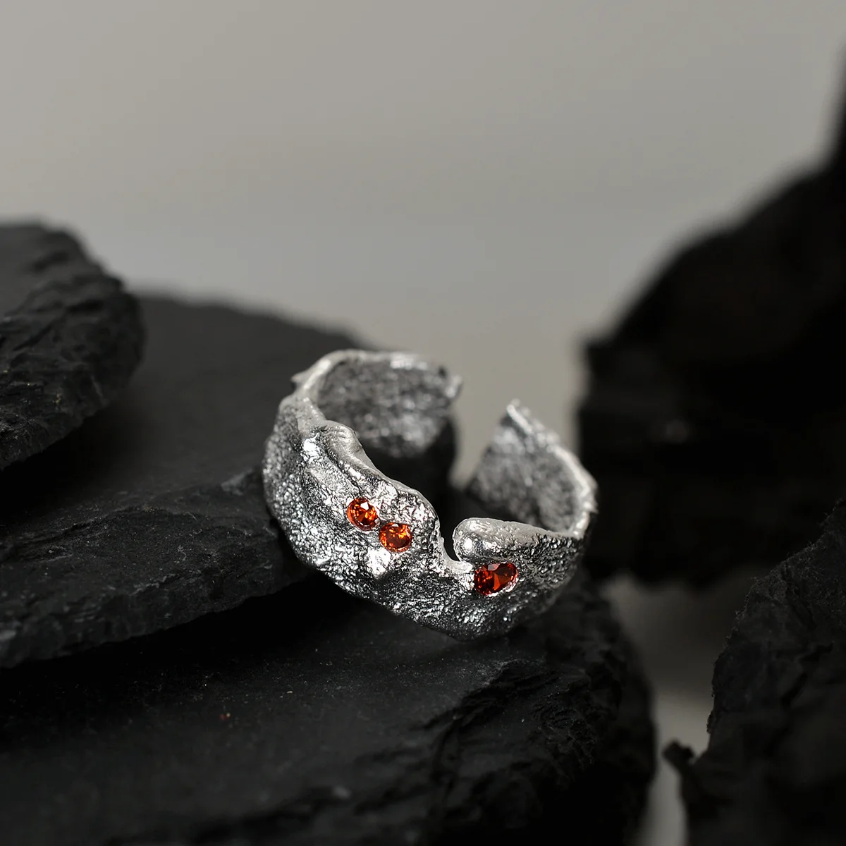 

LouLeur Design 925 Sterling Silver Ring 18K Gold Texture Rings Adjustable For Women Luxury Ring 2021 Trend Silver 925 Jewelry