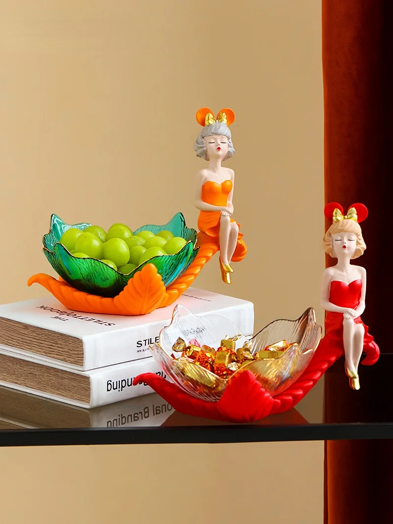 Creative Cartoon Cute Girl Glass Fruit Plate Home Candy Key Storage Tray Snack Nut Plate Art Character Sculpture Home Decoration