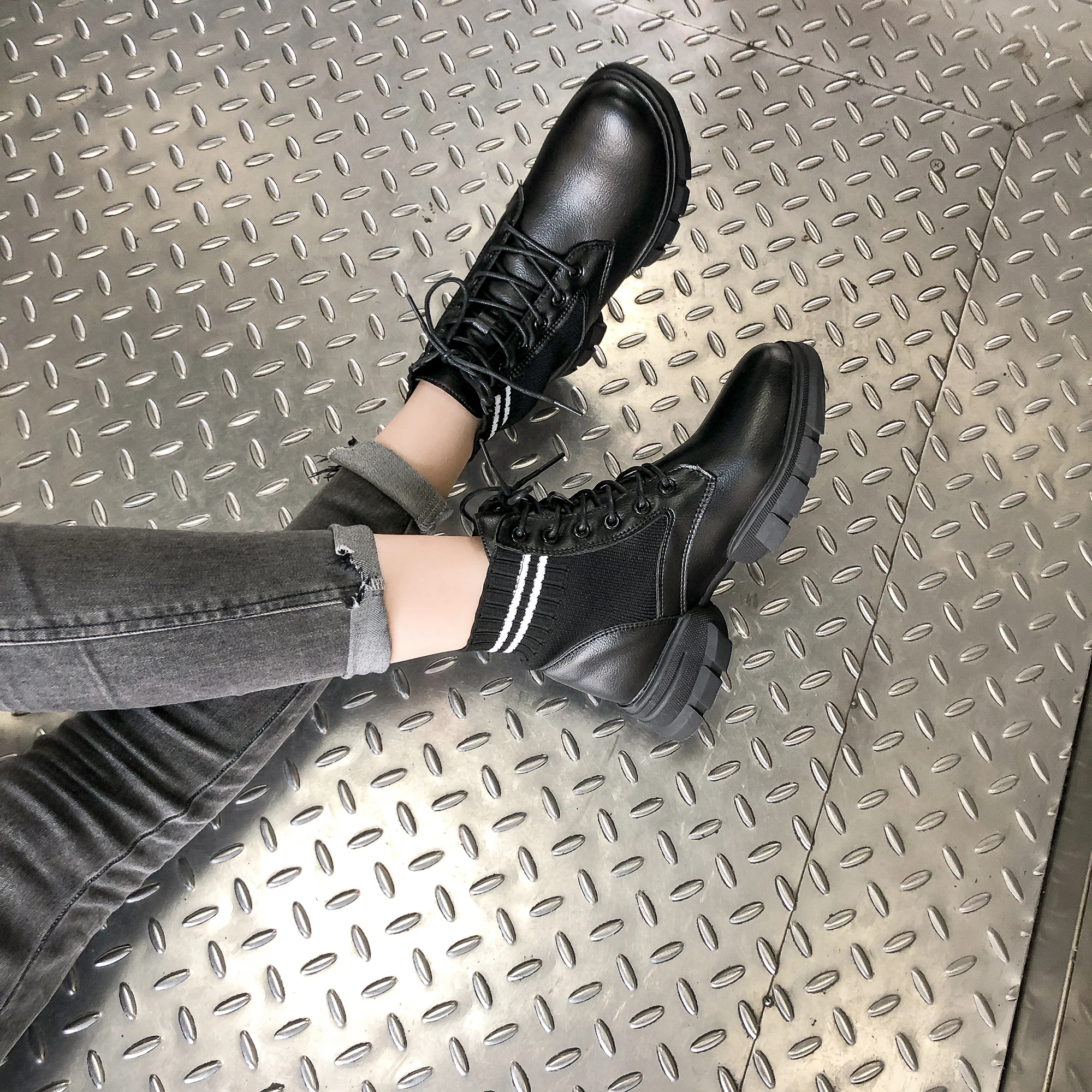 2019 new fashion casual female Martin boots knit comfortable breathable lace women's thick with tube shoes | Обувь