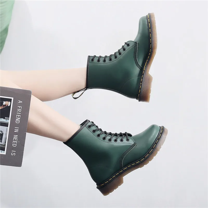 

Retro White Leather Boots Men Martin boots Winter Platform Ankle Boots Unisex Casual Comfort Men's British Boots Big Sizes 35-48