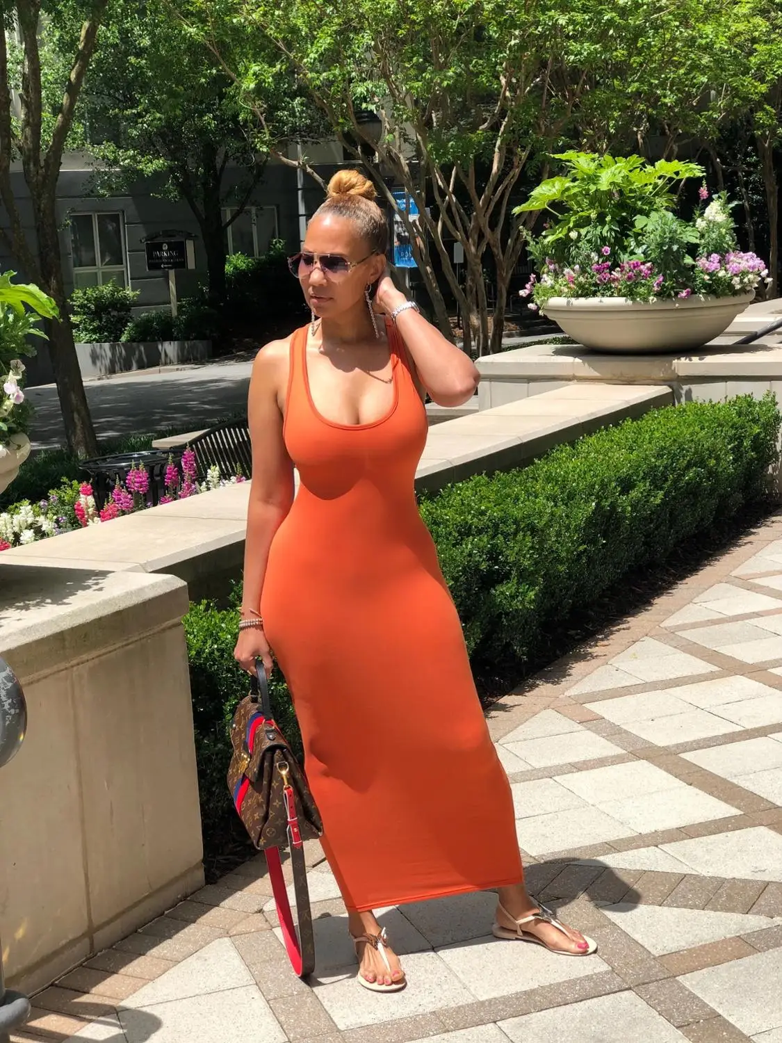 Платье чокер сексуальное однотонное платье на шнуровке с открытой спиной