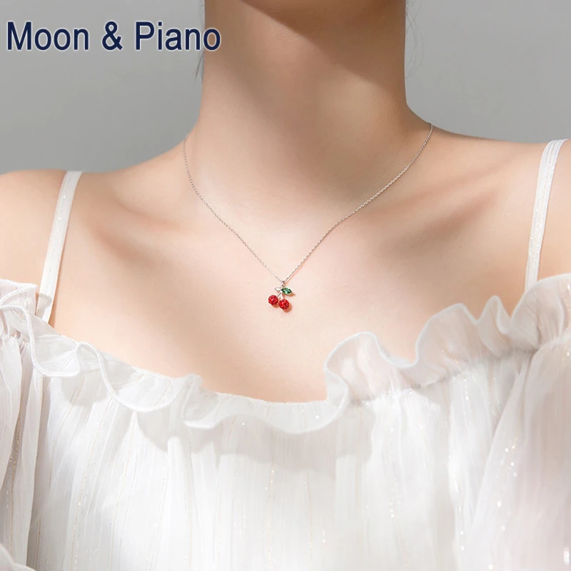 

Sweet Women's Clavicle Chain Necklace S925 Sterling Silver Color Cherry Pendant Jewelry Gifts Simple Ladies Choker Necklaces