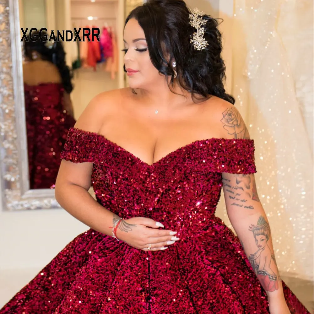 Luxury Burgundy Prom Dress Long 2020 Off Shoulder Sequin Lace Up Ball Gown Formal Dresses Sexy Reflective Pageant Evening Gowns