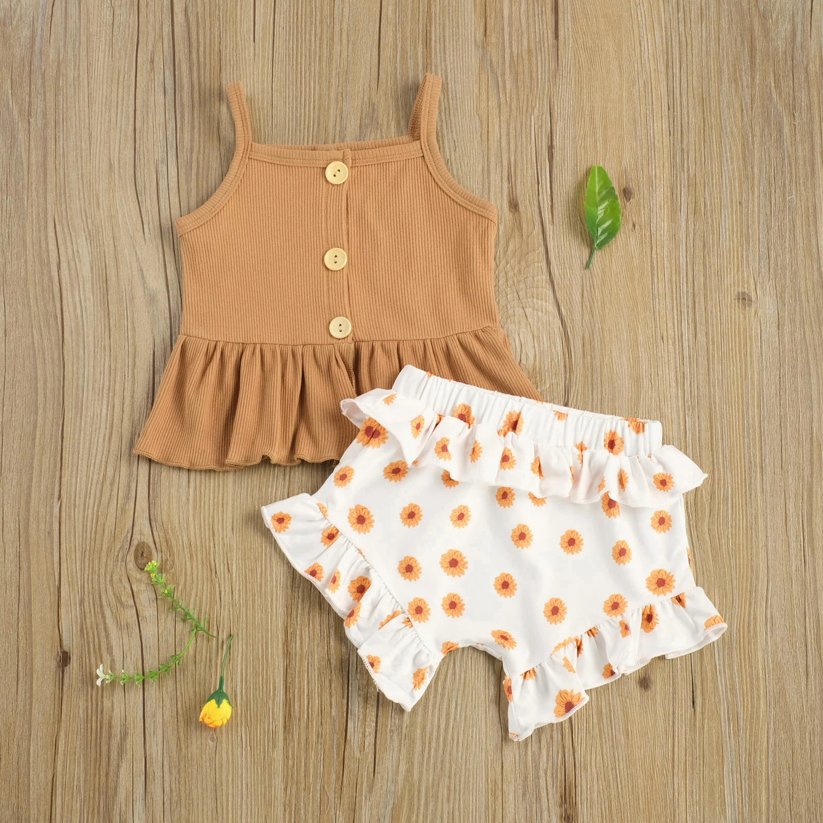 

От 0 до 5 лет Детская одежда для маленьких девочек одежда От 0 до 5 лет одежда без рукавов, на пуговицах, с жилeт вeрх + рюшами подсолнечника треу...