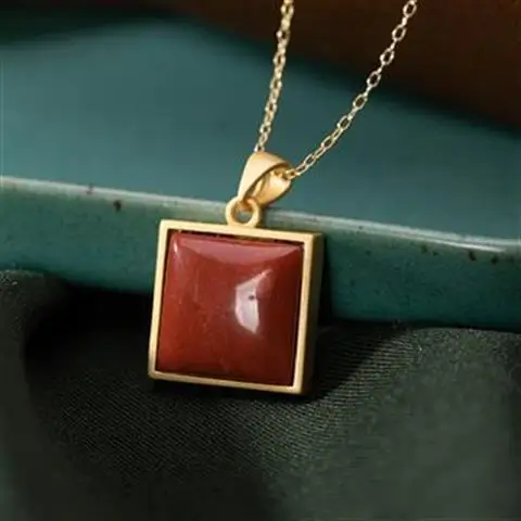 

Original S925 Sterling Silver Natural South Red Agate Graceful Personality Women Gilding Pendant Clavicle Chain Necklace Set