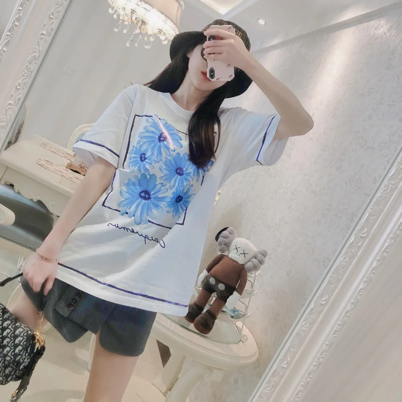 Женская футболка с коротким рукавом круглым вырезом и цветочным принтом | одежда