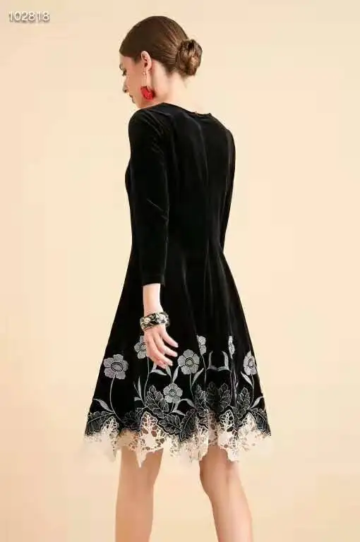 

2021 Velvet Dress Autumn Winter Party Retro Dresses Women V-Neck Hollow Out Lace Embroidery 3/4 Sleeve Vintage Rockabilly Dress