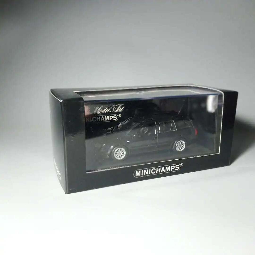 

1/43 Mini - cut Minichamps Volks wagen Bora travel version of tile small gun car model