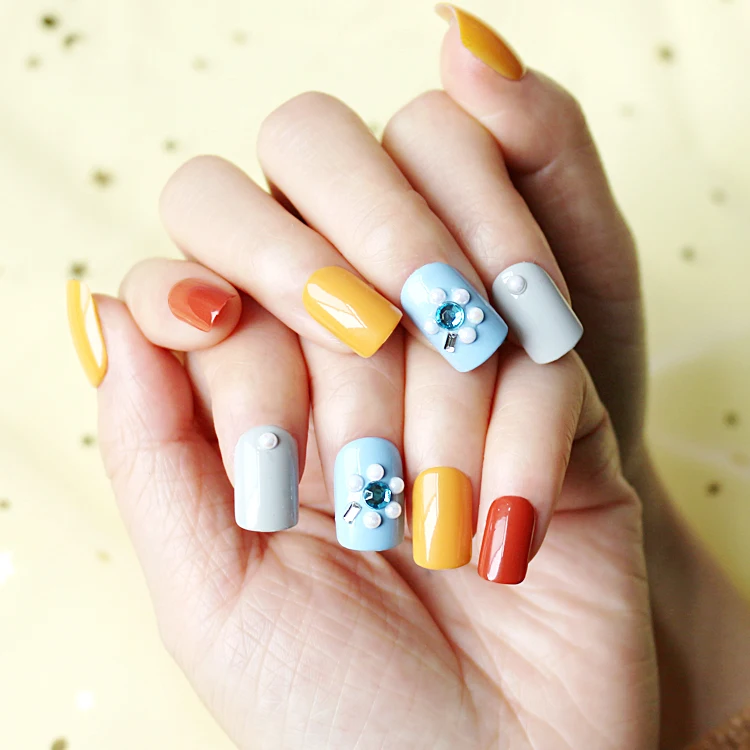 24 шт роскошный дизайн Блестящий Кристалл Поддельные ногти конфетные цвета