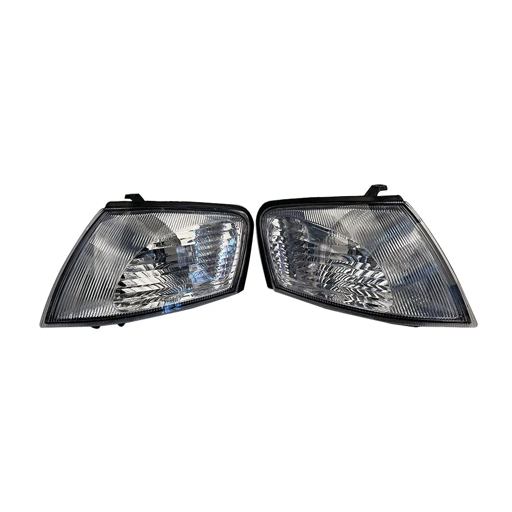 Car Front Turn Signal Conner Lamp For Nissan Wingioad AD Wagon Y11 A Pair 1999 to 2005 White and Yellow