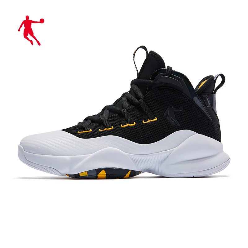 

Basketball shoes men's sports shoes 2020 winter new trend men's shoes practical shock absorption wear resistant high top shoes