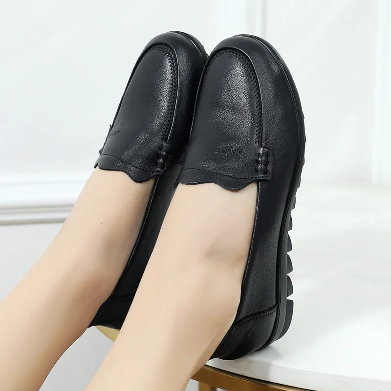 

2021 new high quality women's casual shoes