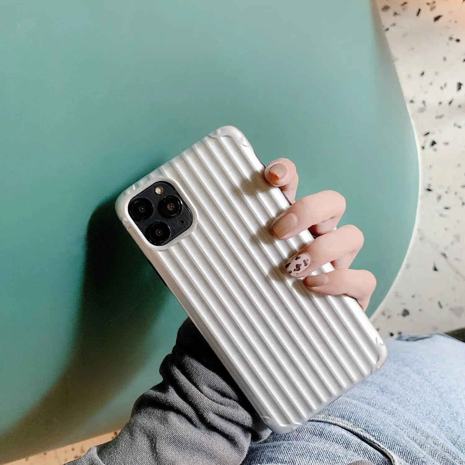 Solid color trend of luggage plating For iPhone 11 Max XR X iphone XS 7 8 6S 7Plus Cases Bear Concave convex antiskid case |