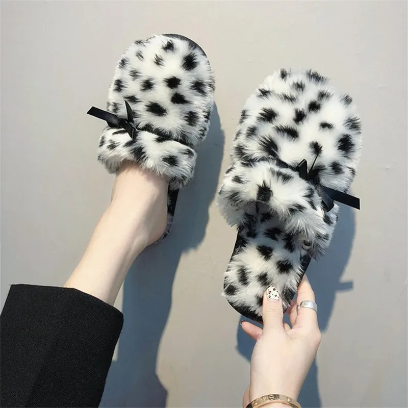Женские домашние тапочки Уютная теплая обувь на плоской подошве леопардовые
