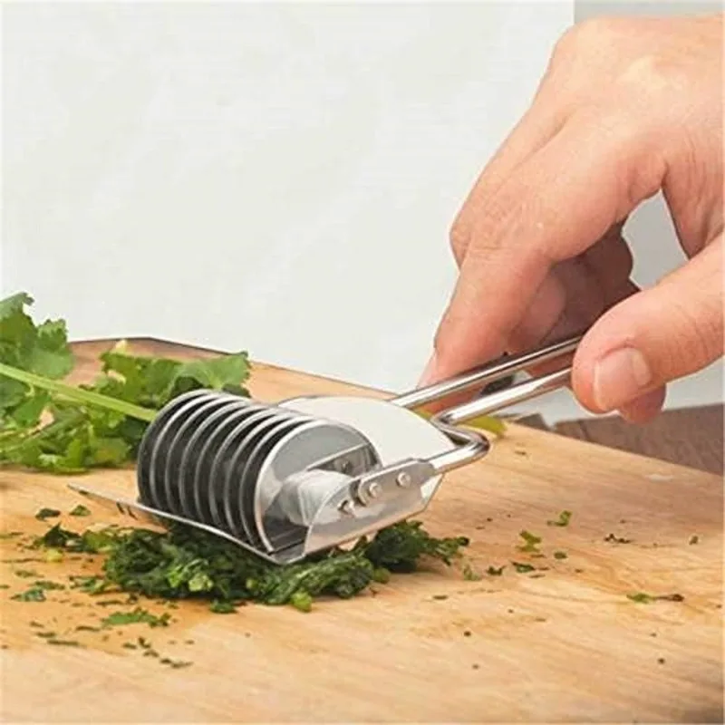 

1PC Gadget Stainless Steel Onion Chopper Slicer Garlic Coriander Cutter Cooking Tool for Kitchen Good Helper
