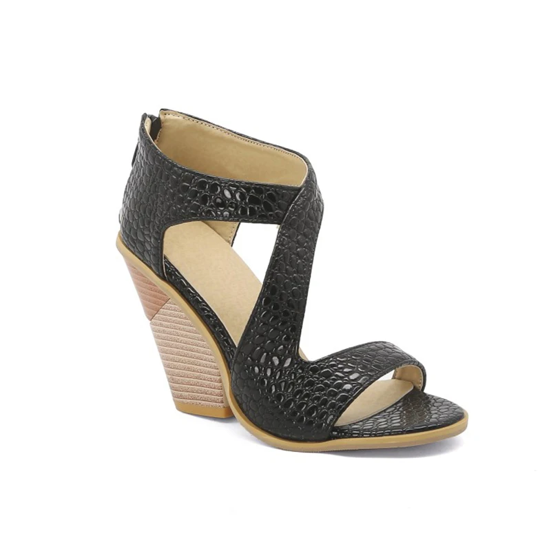 Новинка 2020 года Туфли лодочки с пряжкой на массивном высоком каблуке 10 см