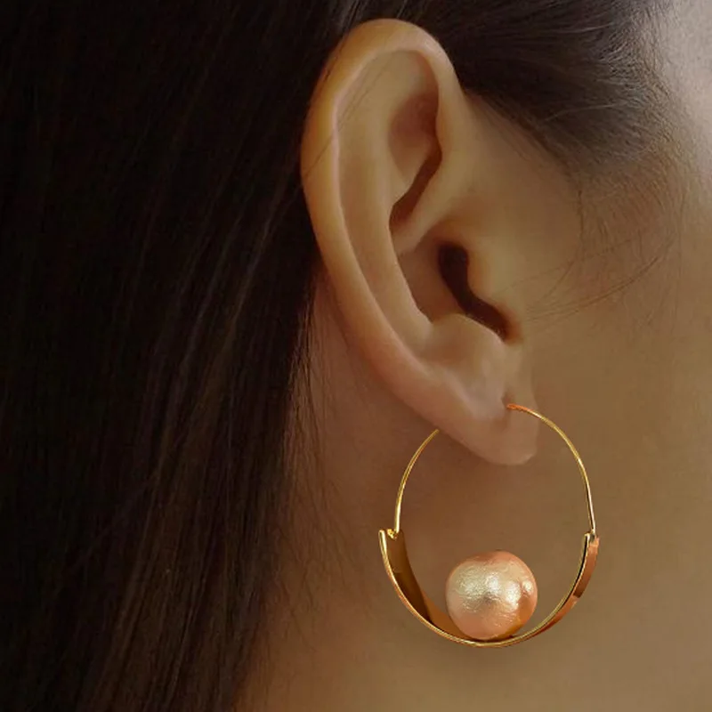 

Minar Wedding Oversize Big Pearl Hoop Earrings for Women Fashion Statement Gold Twisted Pearl Earring Vintage Jewelry Gift