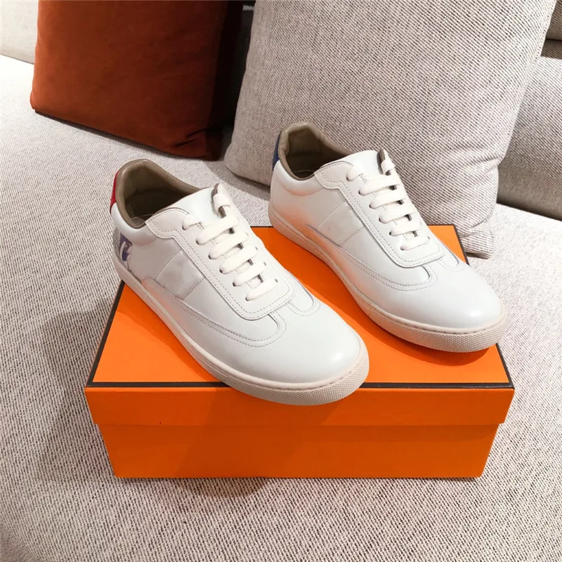 

Luxury Designer Couple's Classic Fashionable Color Matching Design British Style Low Top Lace-Up Casual Leather Sneakers