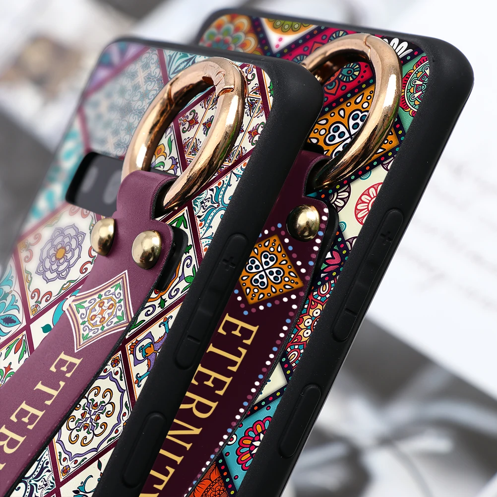 Чехол подставка с ремешком на запястье для Samsung Galaxy A70 A40 A50 A51 A71 S20 FE A7 A9 Note 10 9 8 5 A6 A8