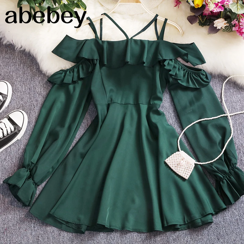 

Spring Fahsion Women Sexy Off The Shoulder Hollowing Out Strapless Dress Ladies Puff Sleeve Spaghetti Strap Slim Dresses