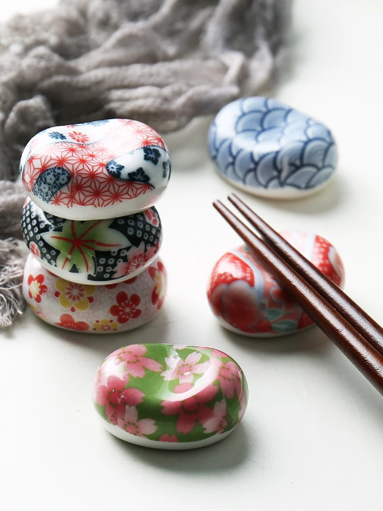 

Japanese-style sakura household ceramic chopstick holder tableware cute small shelf delicate chopstick rest chopstick pillow