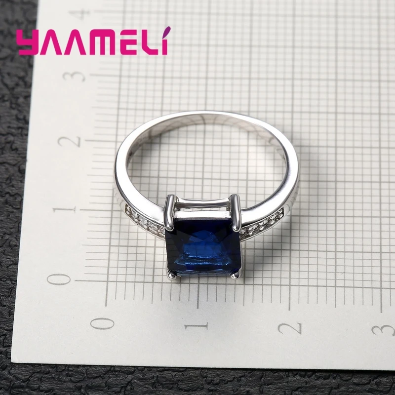 Кольцо YAAMELI элегантный таинственный стиль квадратный глубоководный синий камень