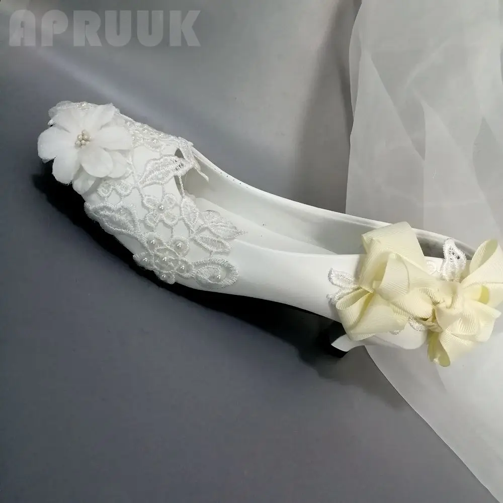 Женские свадебные туфли с жемчугом и кружевом | Обувь