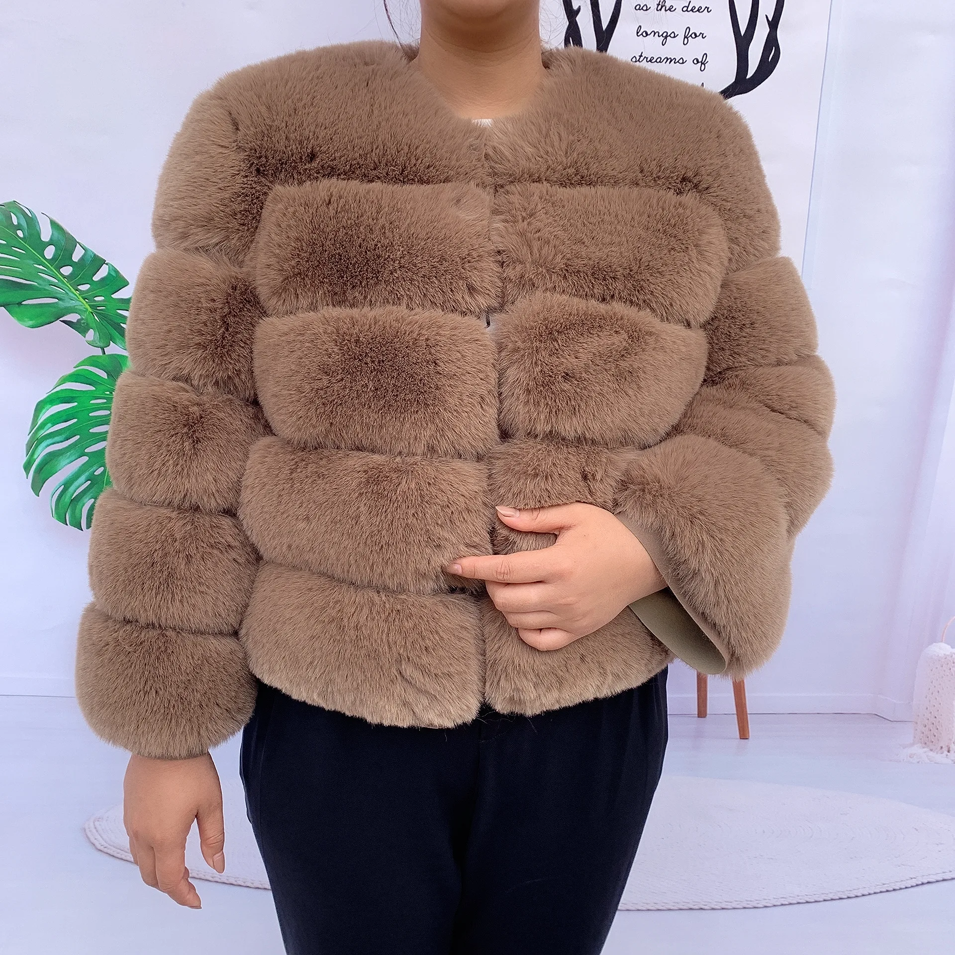 Женская куртка из искусственного меха на осень и зиму Высококачественная шуба